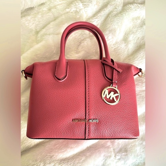 NWT Michael Kors Hyde Small Satchel Pebbled Leather - Picture 10 of 10